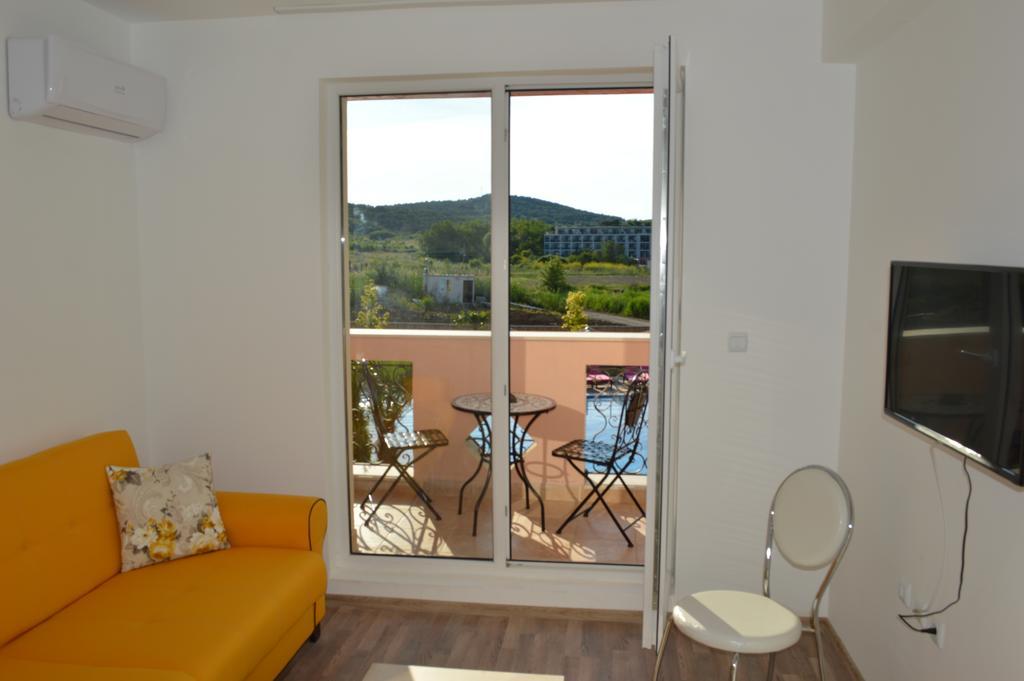 Gitea Saint Johan Apartments Sozopol Bagian luar foto